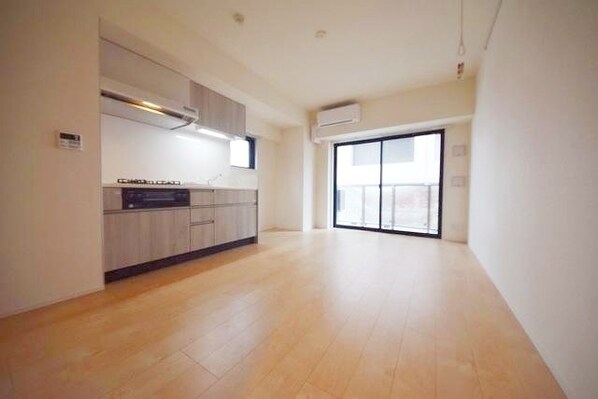 シルヴァー アウルの物件内観写真